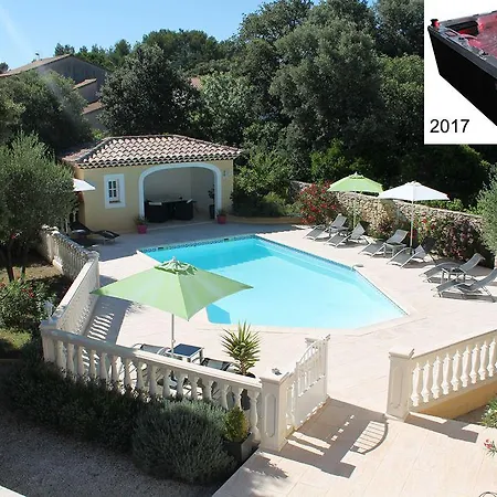 Les Cigales Guest house 3*